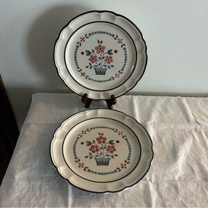 Set of 2 Cumberland Stoneware Brambleberry 10.75” Dinner Plates Japan Hearthside